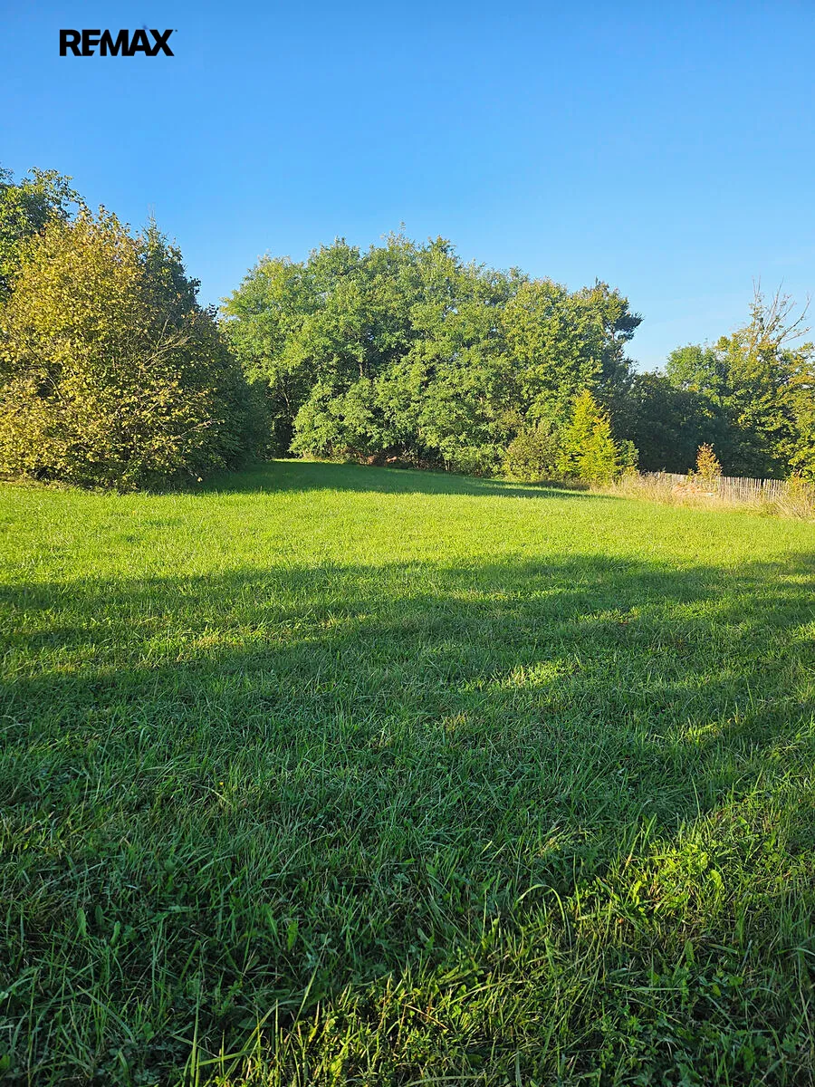 Prodej stavebního pozemku 1182 m²